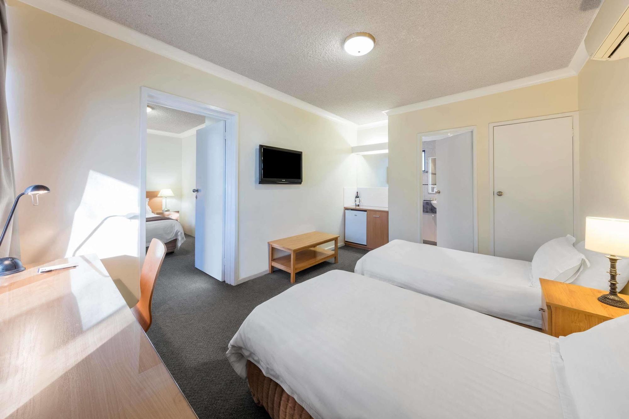 Best Western Governor Gipps Motor Inn Traralgon Exteriör bild